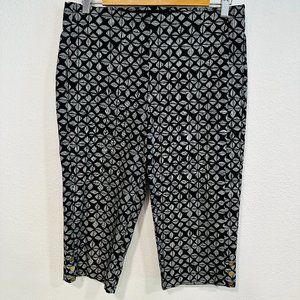 Liz Claiborne April Stretch Crop Capri Pants Black Geometric W32xL17 EUC Size 10